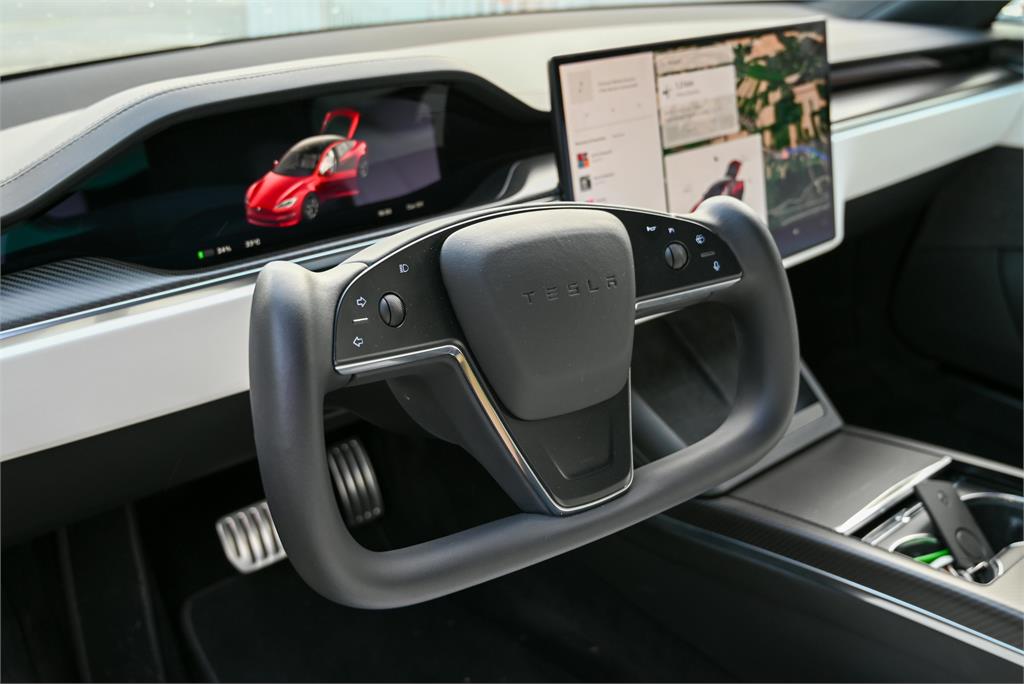 特斯拉無人計程車上路!再掀智駕晶片熱潮 世芯領跑 多家台廠合作打造高階晶片