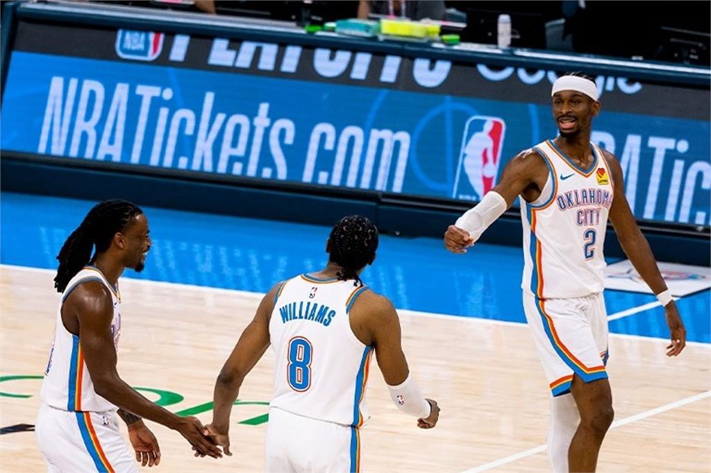 雷霆G1下半場狂轟70分逆轉灰狼　NBA西冠系列賽奪下開門紅