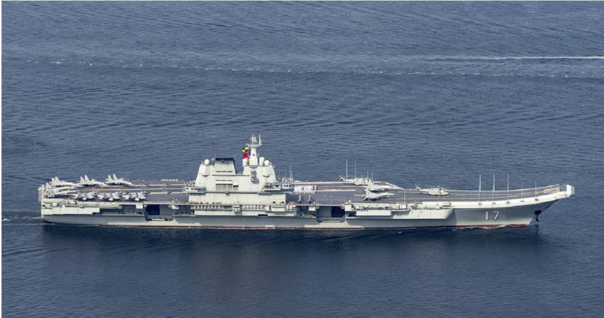 中國2航母6月現蹤第2島鏈！日本戰機於釣魚臺北方進行航母攻擊演練