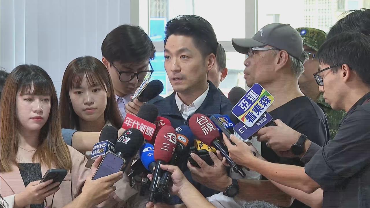 快新聞／蔣萬安麻煩大了！被問這題急忙快閃　綠委怒轟：投蔣就是投翁曉玲