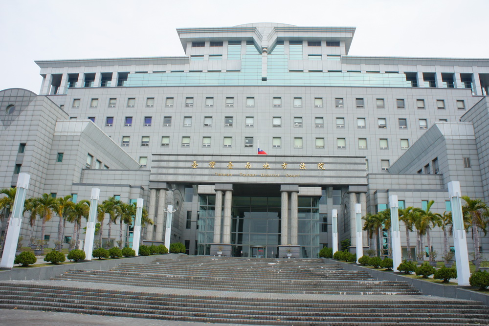 建築工地拉野屎遭阻 暴力男安全帽襲工程師遭判拘役40天