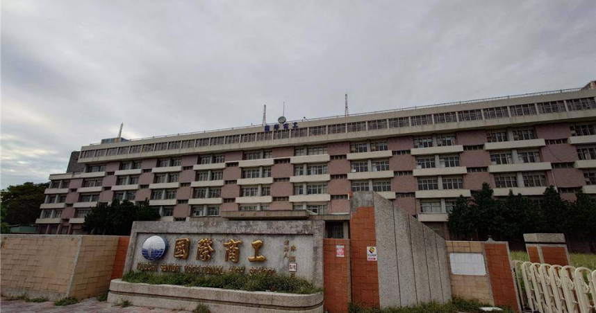 74年國際商工走入歷史！高雄人回憶湧現「這裡曾是青春戰場」　老牌職校正迎來大轉身