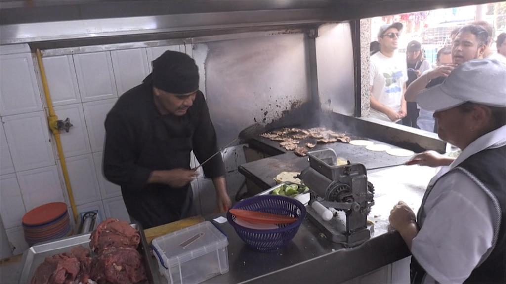 墨西哥超小Taco店！　簡單美味獲米其林一星榮耀