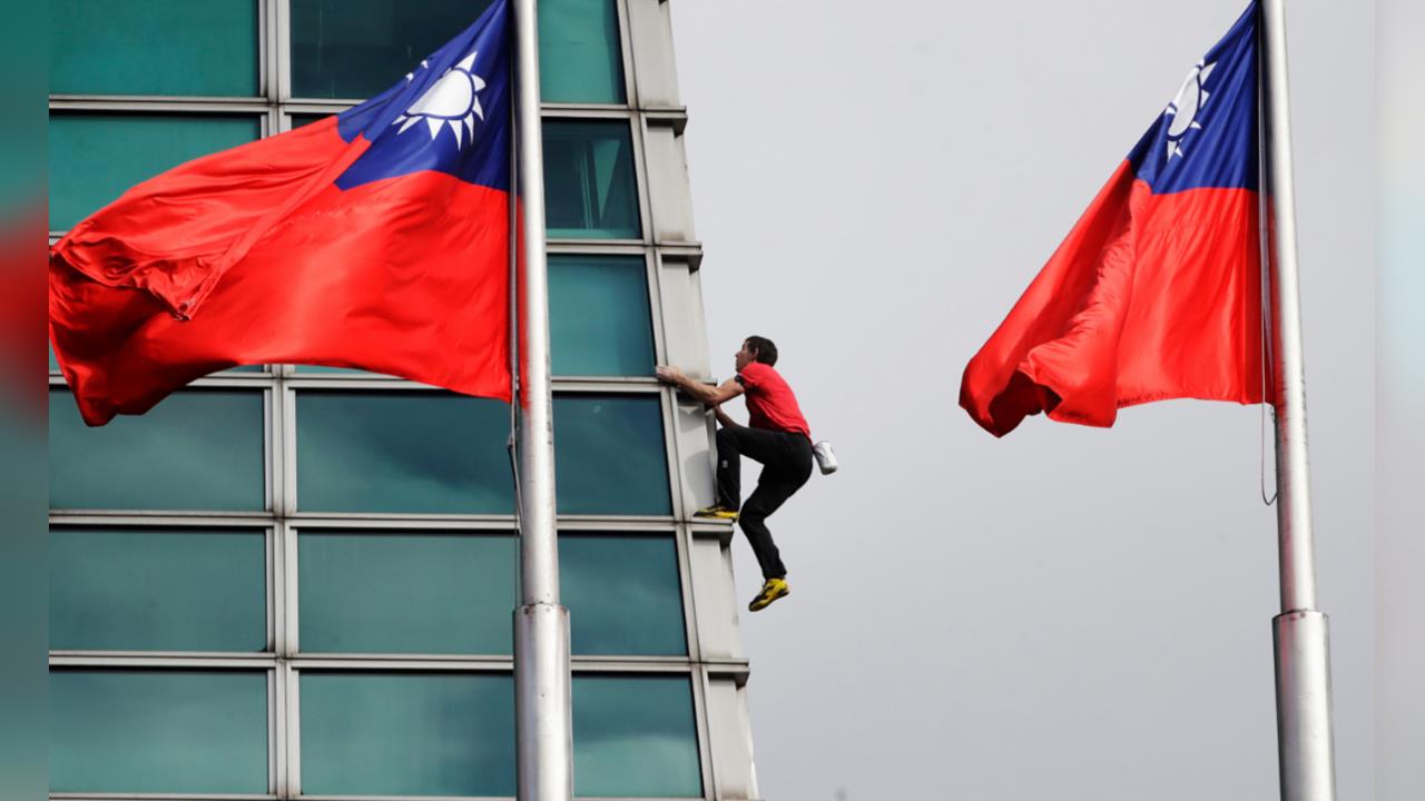 霍諾德在台灣上班能賺多少?全台破千「攀岩職缺」月薪達5萬、工時彈性