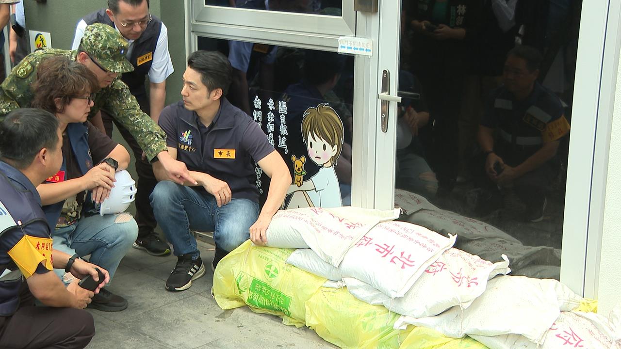 累了？　蔣萬安颱風視察行程超滿　面對提問跳針式回答