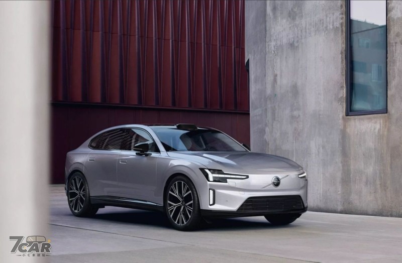 五門斜背風　全新Volvo ES90正式亮相