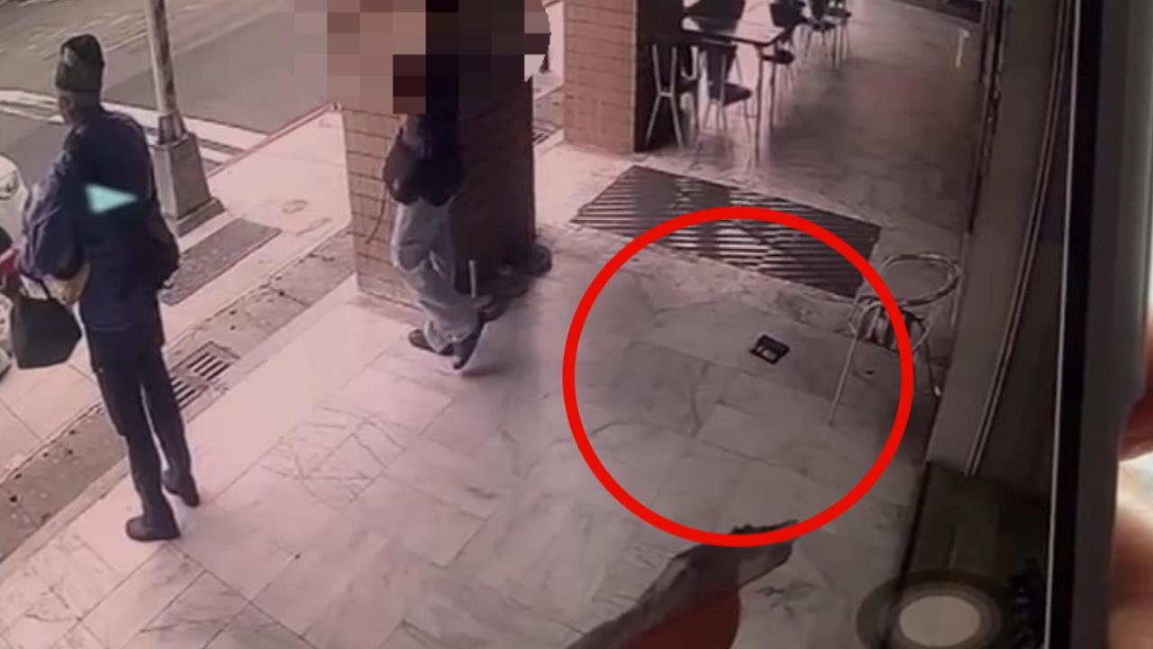 高雄男洗衣店外「遺失錢包」 查監視器竟掉落騎樓遭女子撿走