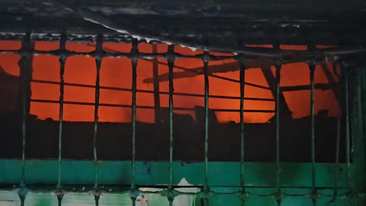 祝融之災！男去年底才剛出獄　洗澡點蠟燭照明釀火警