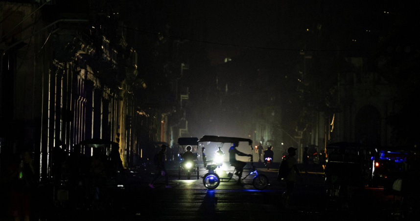 停電次數多到變「老手」！古巴電網再度全面崩潰　搶修中途又故障