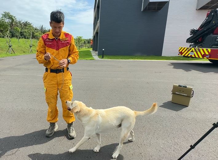 花蓮強震搜救犬也成受災戶　房舍受損搬新家適應良好