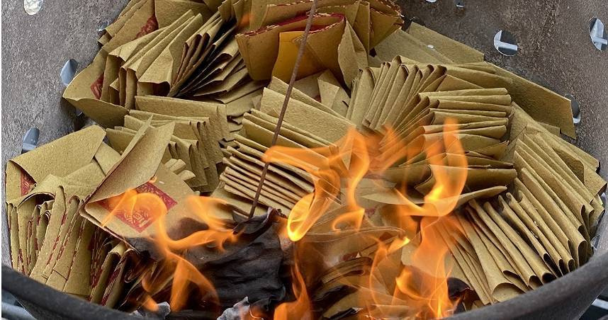 掃墓為環保多花錢買「環保金紙」　只是話術？標檢局：無法規定義