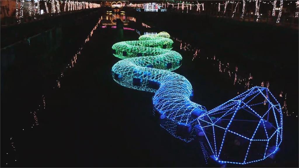 高雄蛇年小提燈主題是＂吉伊卡哇＂ 大受歡迎