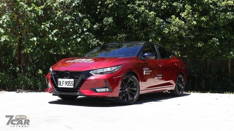 黑化仙草的優聲美學　Nissan Sentra 黑爵士版 試駕