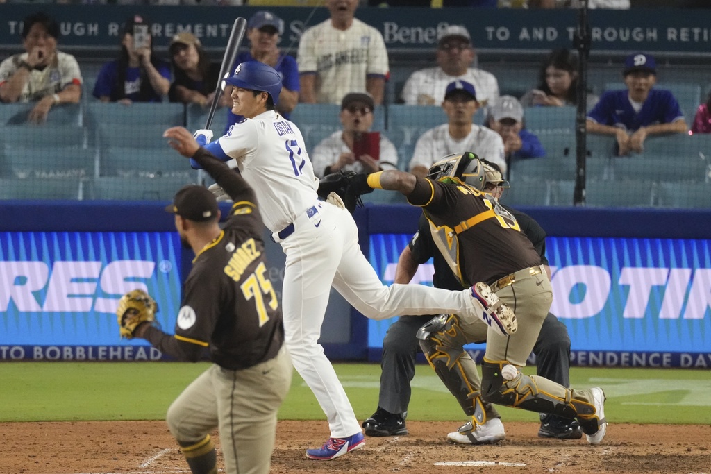 MLB(影)／又丟人啦！大谷被砸第二次　道奇教士4連戰8觸身爆發大場面