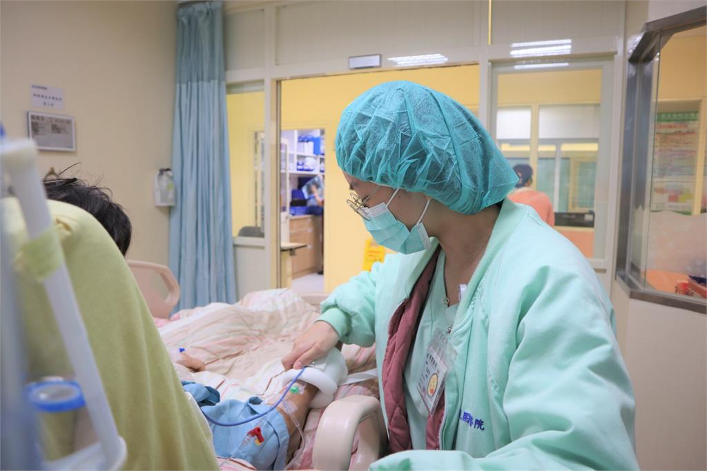 加護病房患者易焦慮孤獨 部桃護理長:家屬可準備這些東西