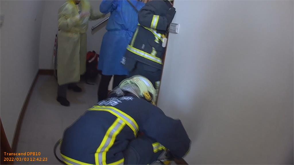 全台大停電 找不到人! 警消破門救失聯男 結局超傻眼...