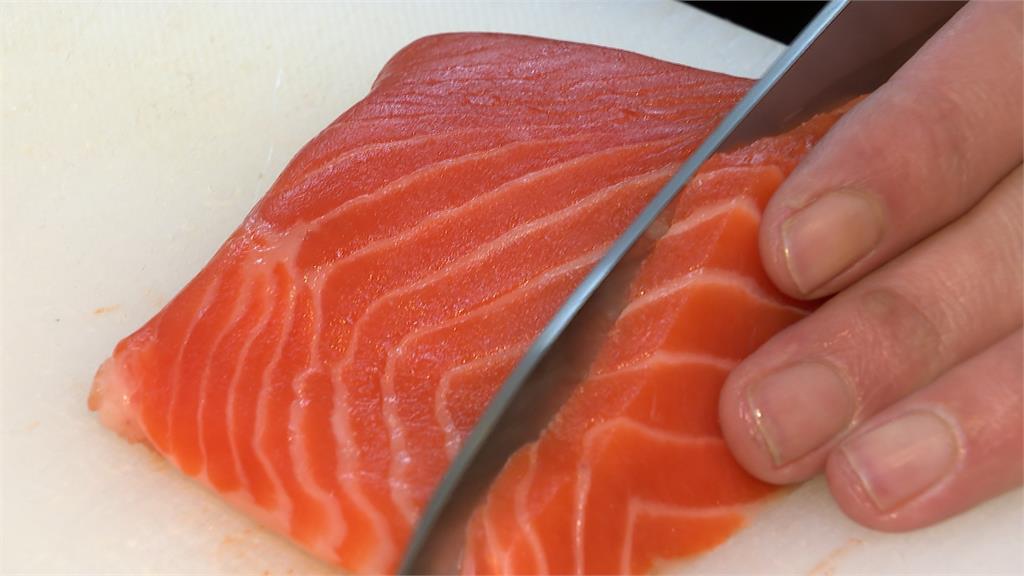 解決挪威鮭魚缺口 供應商：改加拿大進口