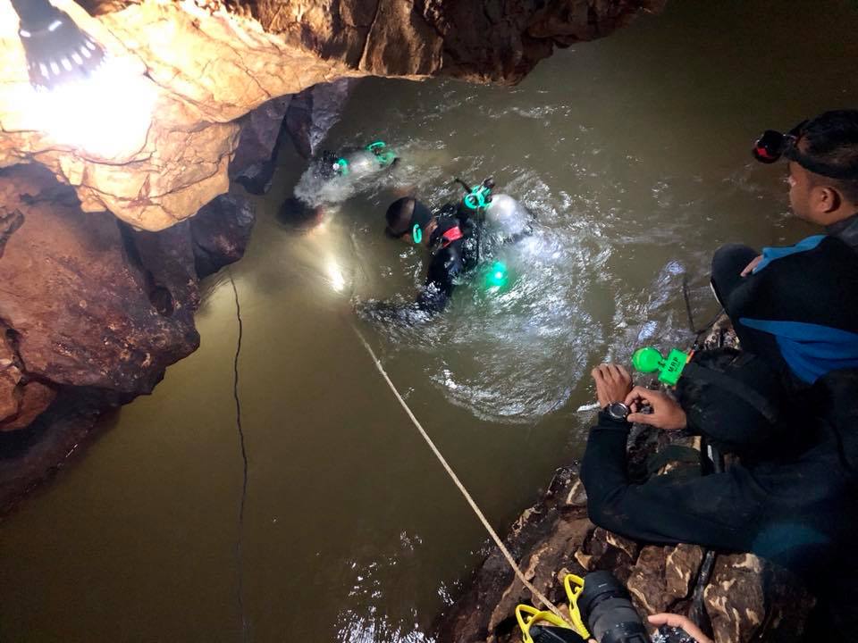 泰國洞穴搶救野豬足球隊 海豹隊員血液感染不治