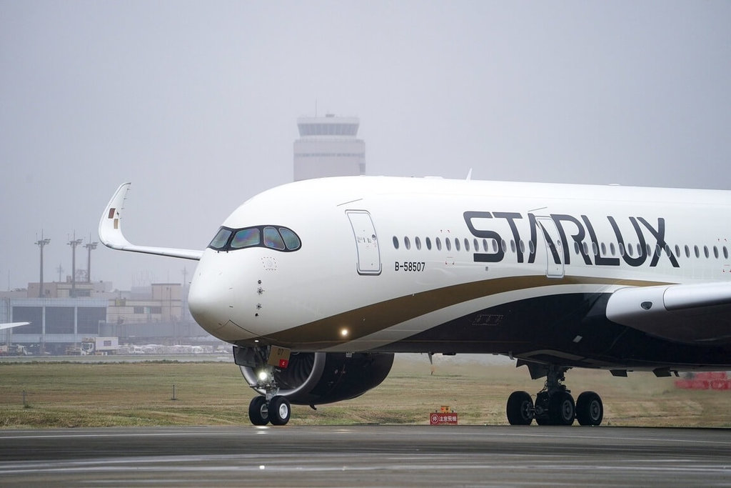 星宇張國煒駕新機A350-900抵台　北美航線增班