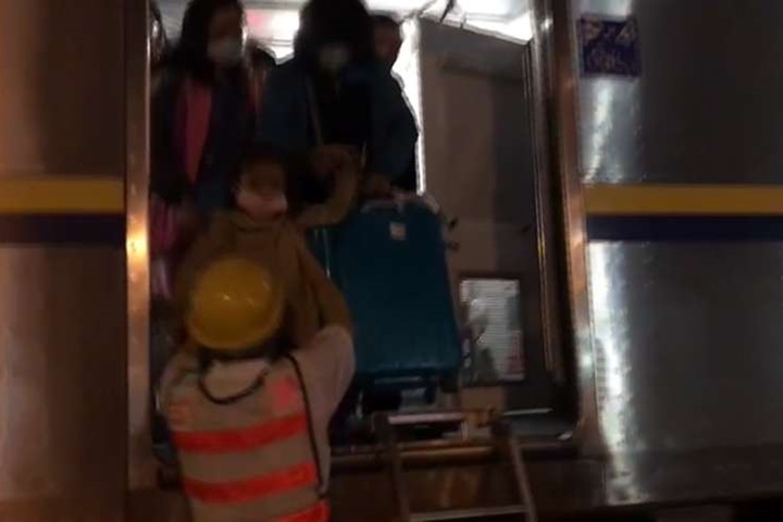 台南-保安鐵路電纜故障 台鐵南北交通一度中斷