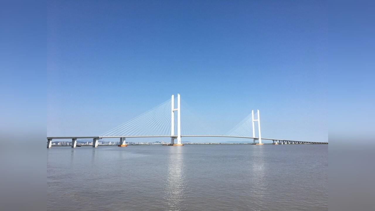 閒置12年！中朝「新鴨綠江大橋」傳將開通　目擊人員、車輛經過