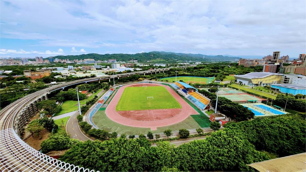 是校園也是公園！這2所大學周邊住宅4字頭超親民房價！
