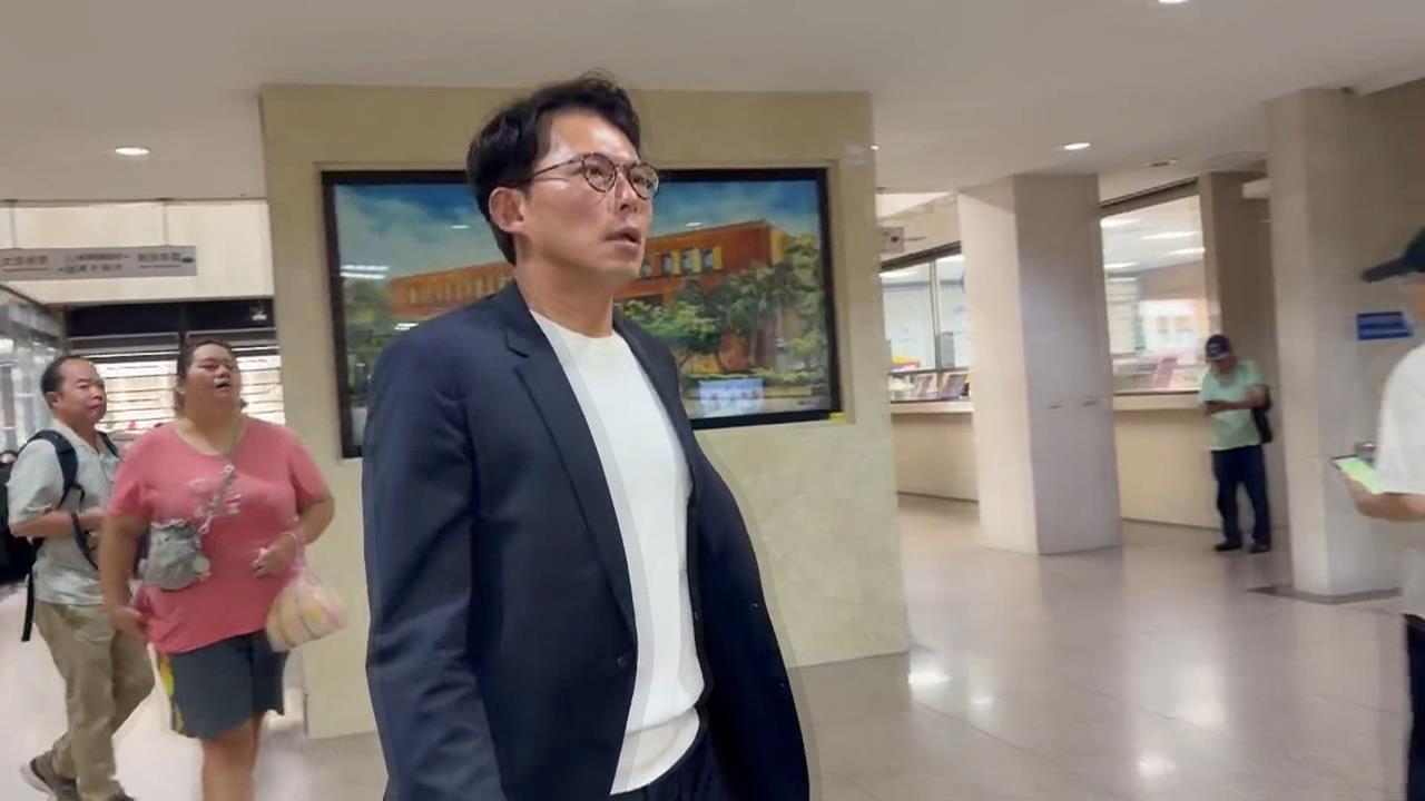 狗仔跟拍案涉反滲透法、國安法　黃國昌被傳喚：嚇我一大跳