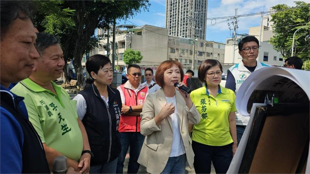 快新聞／何欣純會勘台中康橋輕艇基地　盼國手遠征巴黎奧運發光發熱