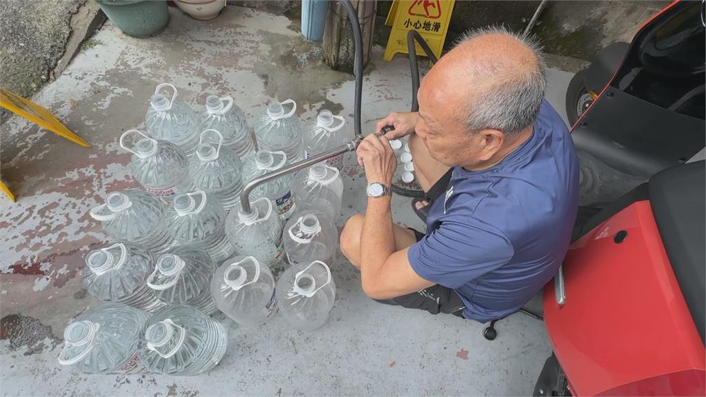 高雄土地公廟下方湧泉水！　廟方：歡迎民眾取水