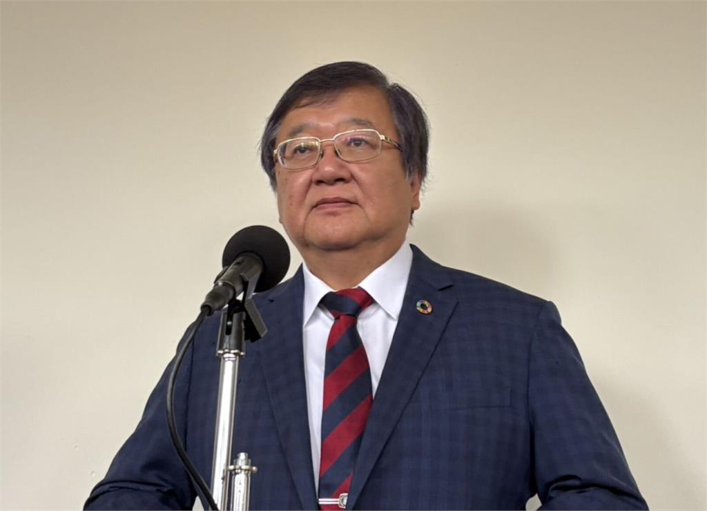 新冠爆發「買嘸快篩」燒出民怨！   邱泰源首度道歉「鋪貨差一兩天」
