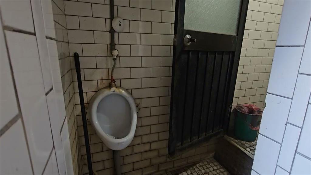 79歲翁上廁所遇「劫」　男搶2千元落跑　3小時就落網