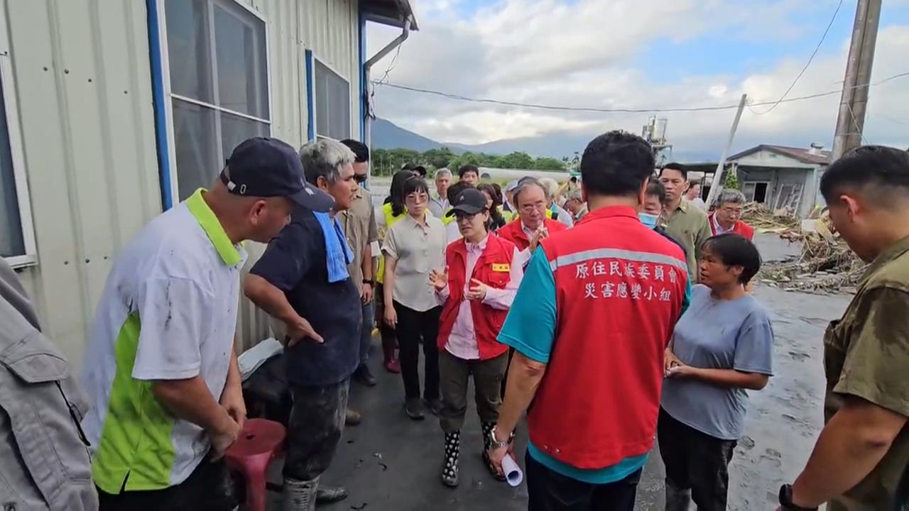 賴總統勘災畫面遭抹黑嘲笑災民　卓揆：社會不該是這樣