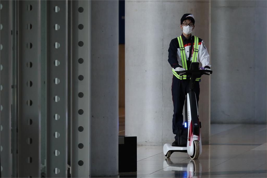 日本7月起放寬電動滑板車規範 16歲以上可免駕照使用