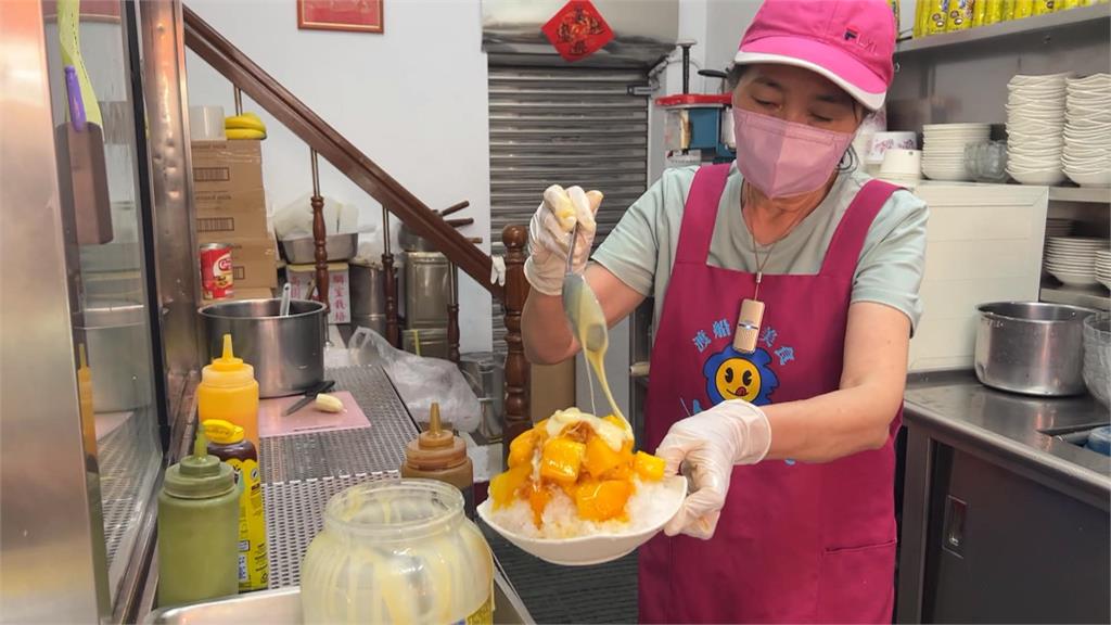 炎炎夏日！冰店湧人潮　芒果量少價漲、水果冰成本漲近四成