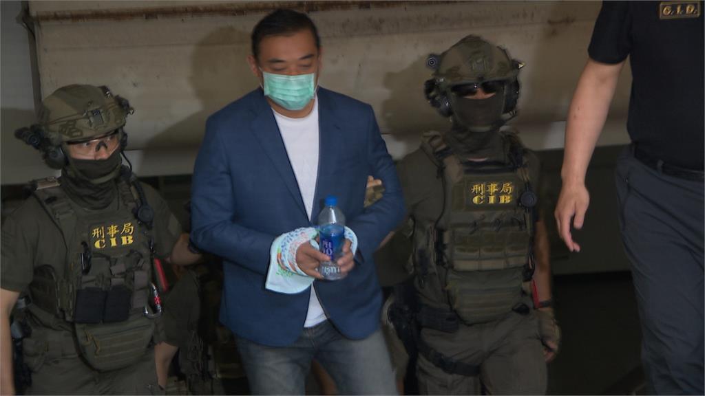 假釋出獄不學乖！　吳銘達遭拘提「重回監獄服刑」