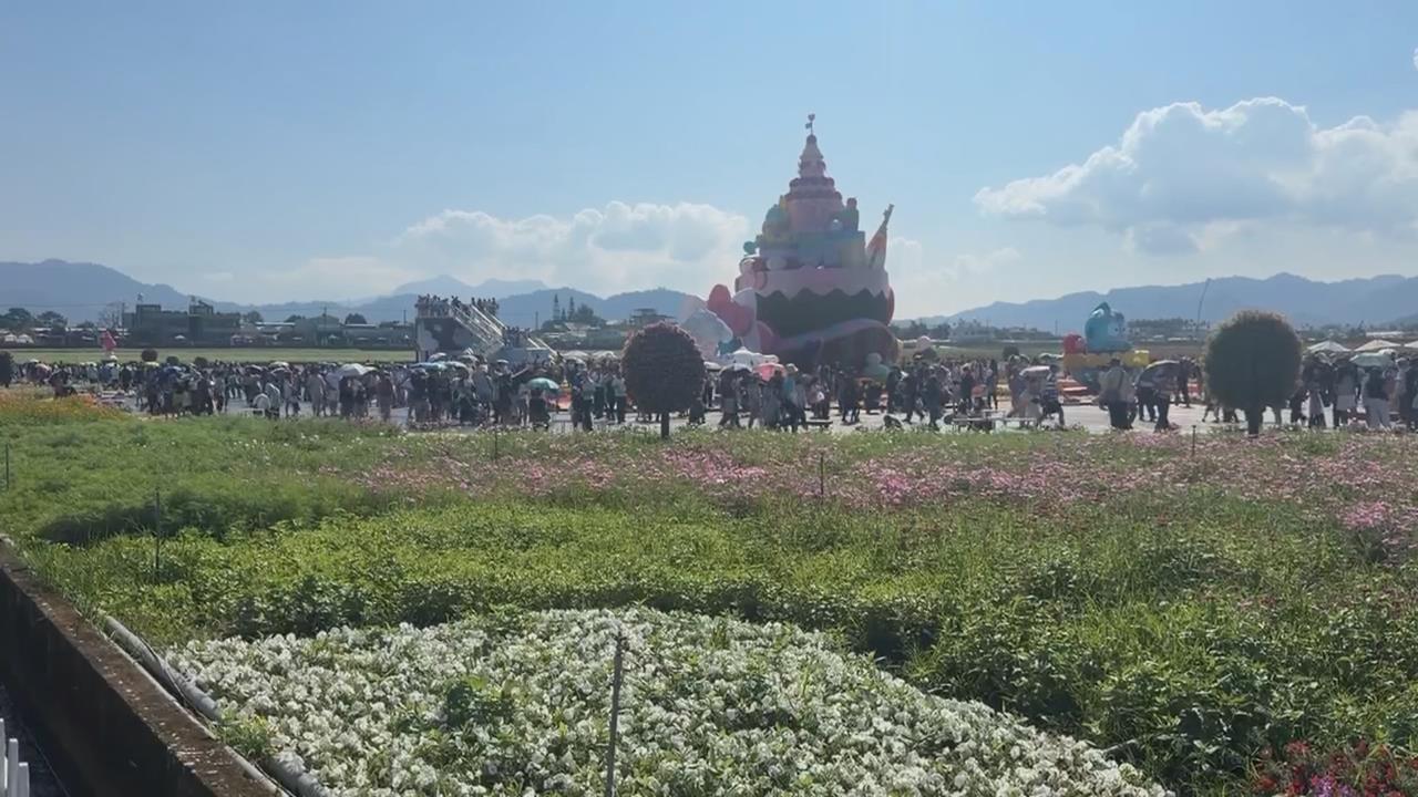 看得到停不到！台中花毯節首日大塞車　民眾怒喊：是誰關停車場