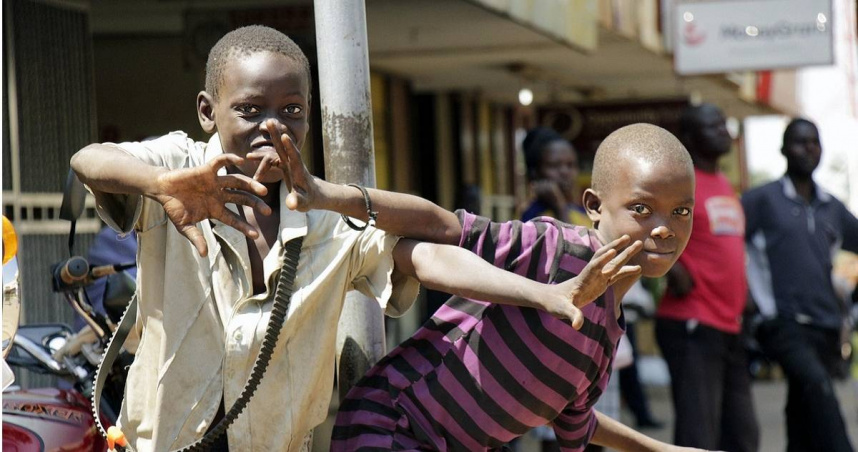 隔壁老王之國！烏干達親子DNA檢測「98%非親生」　官員都嘆氣：心臟不夠大顆別驗了