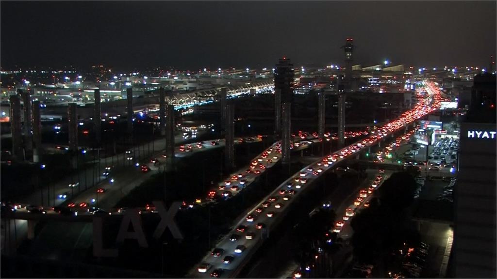 洛杉磯機場停電4小時 40個航班延遲或取消