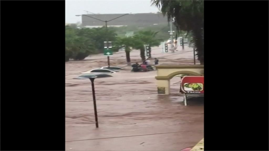 美東水患還沒退去 墨西哥西北部城市大淹水