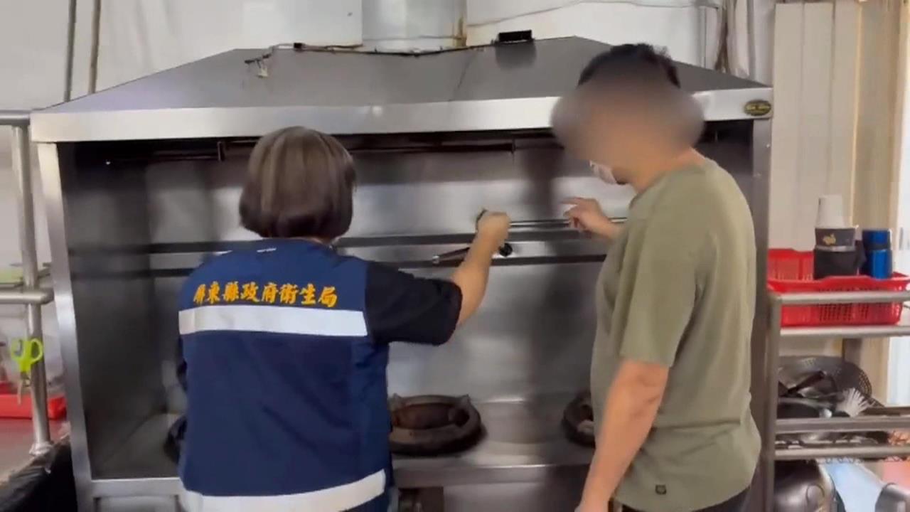 恆春海鮮餐廳疑爆食物中毒 旅遊團9人嘔吐.腹瀉送醫