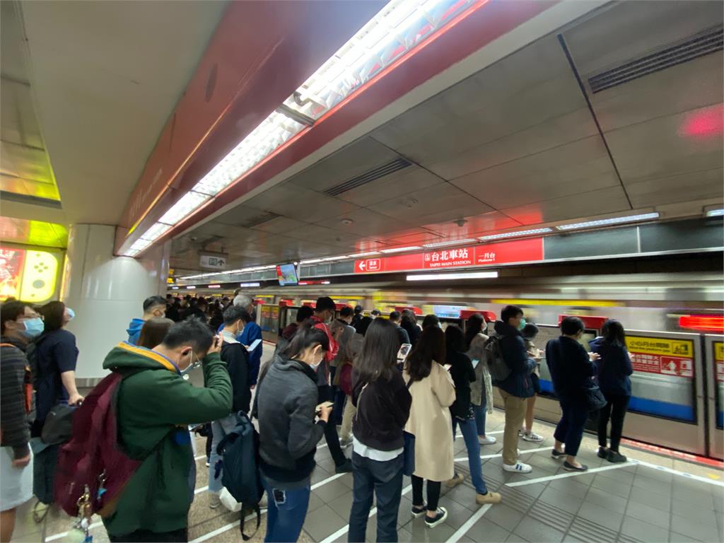 捷運哪站最沒存在價值？網點名「紅線這1站」最該廢！