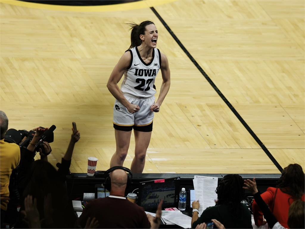 「女版Curry」飆超遠三分破紀錄　愛荷華主控克拉克登NCAA女籃得分王