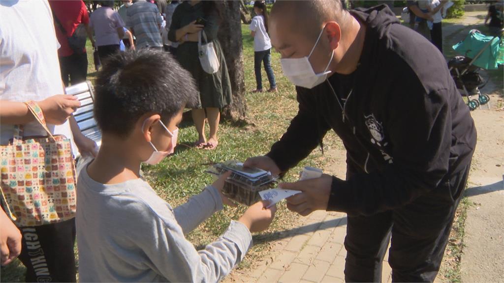 鼓勵學子　期中考任1科85分　就送1斤泰國蝦