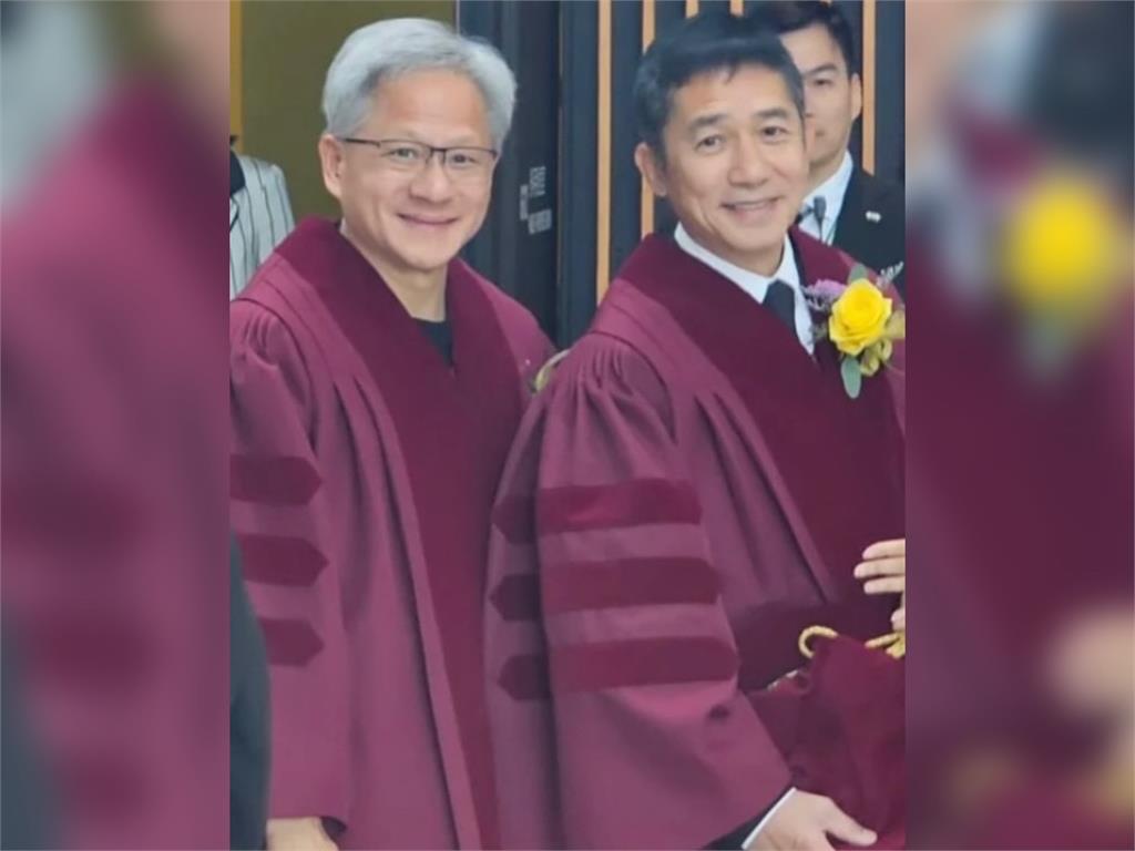 全文／獲港科大頒榮譽博士！黃仁勳不忘招募員工　口誤火雞成「危機」全場笑翻