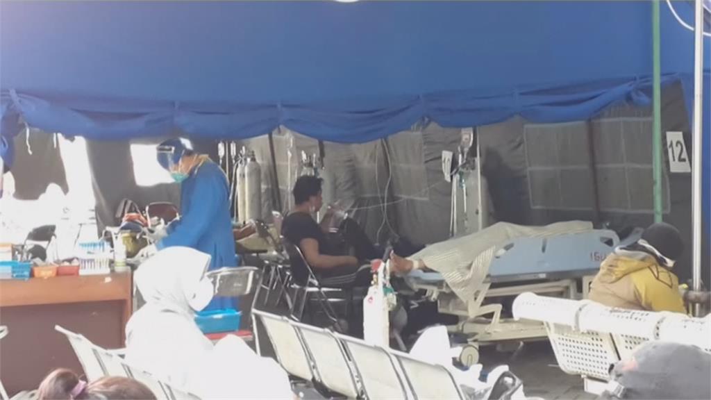 印尼日增近3萬確診　醫院缺氧患者亡