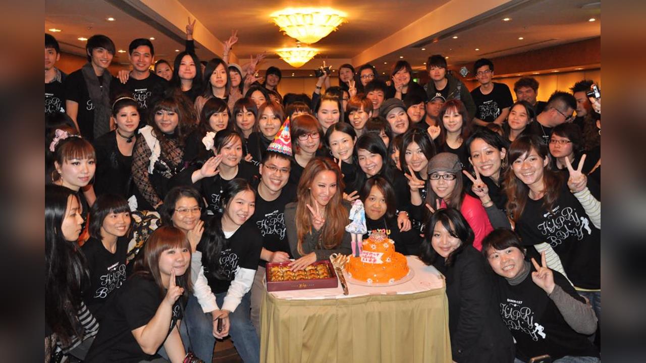 李玟51歲冥誕  全球歌迷齊聚金寶山追憶"永遠的月光愛人"