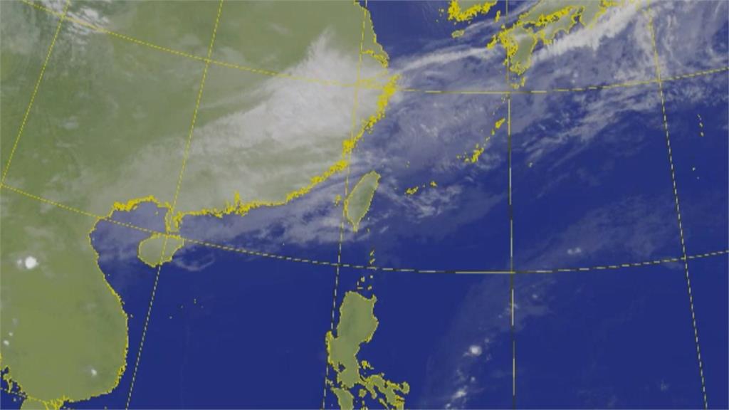 玉山下雪了！今清晨低溫下探13度 水氣增多全台有雨 