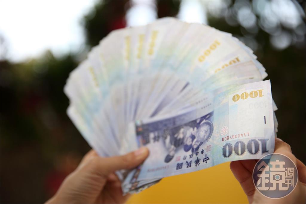 年終獎金行情出爐　99.5%企業會發！金融業居冠、住宿餐飲最低