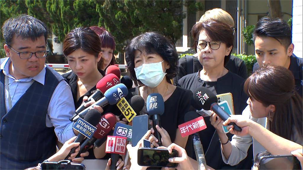 柯文哲遭收押禁見 陳佩琪今早現身看守所