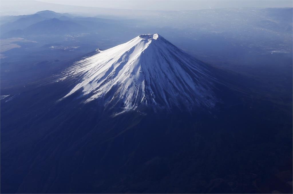 富士山列入世界遺產10週年　靜岡、山梨簽共同聲明保護環境